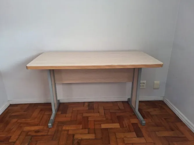 Mesa de Escritório