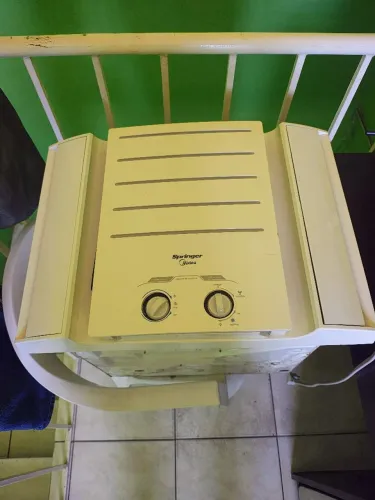 Ar Condicionado de Janela Midea 10.000 BTUs Frio Mecânico Branco - 110V