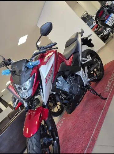 Motor twuister 300 modelo 2026.Repasse valor 20000,falta 12 parcelas  no valor 1150 reais 