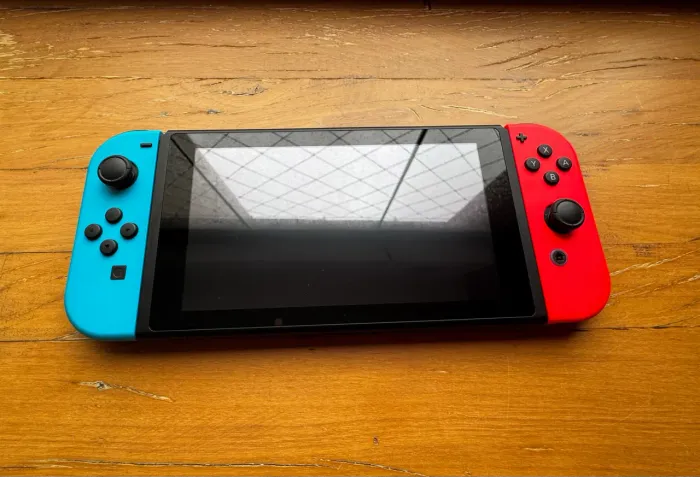 Nintendo Switch Usado (+EXTRAS +JOGO)