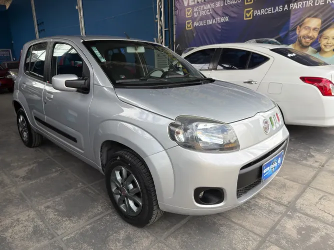 Fiat Uno Vivace/rua 1.0 EVO Fire Flex 8V 5P 2013