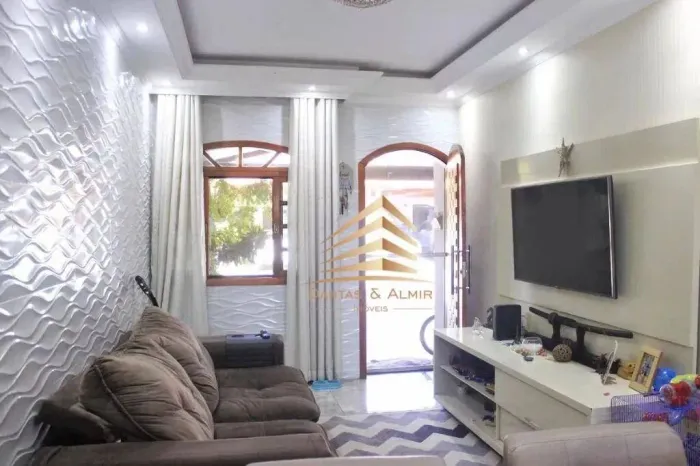 Casa térrea em condomínio a venda no bairro do Cocaia - Guarulhos