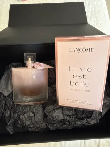 Perfume feminino Lá Vie est Belle Vanille nude 100 ml