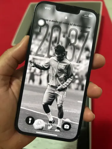 iPhone 13