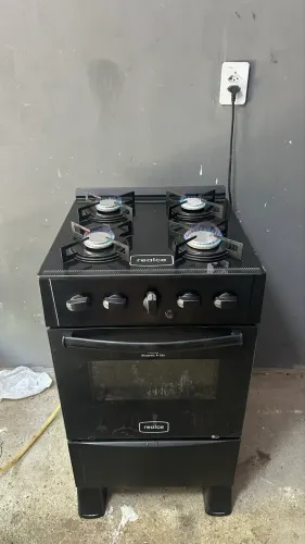 Vendo fogão elétrico funcionando perfeitamente