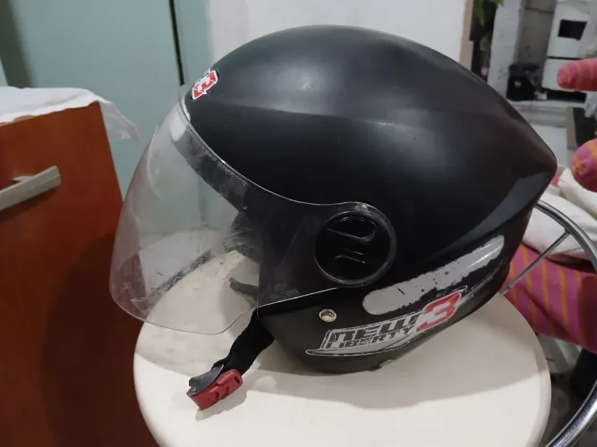 Capacete pra Moto 