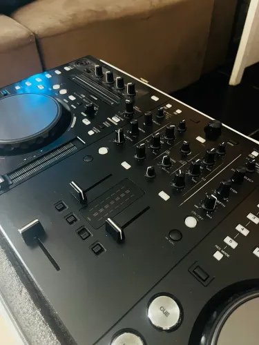 Controladora de DJ S1 + Case - Oportunidade Imperdível! ?