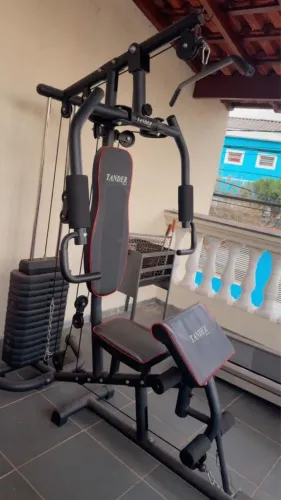 Estação de musculação 80kg + esteira