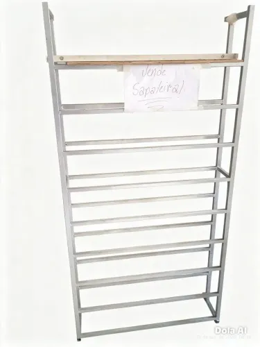 Sapateira suspensa para 24 pares 