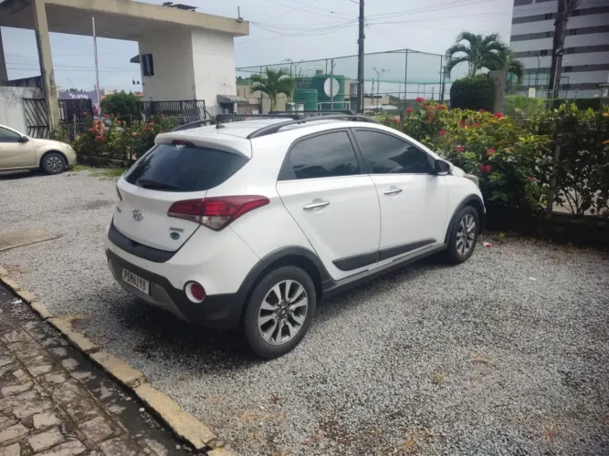 Hyundai HB20X Premium 1.6 Flex 16V Aut. 2016