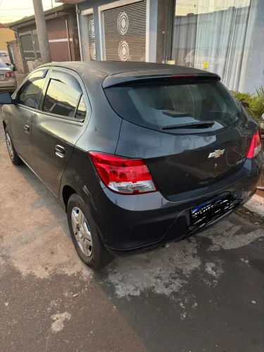 Chevrolet Onix Hatch LT 1.0 8V Flex Power Mec. 4P 2016