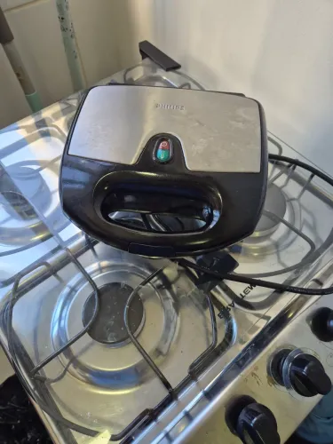 Sanduicheira 110 v