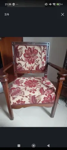 Poltrona em madeira cerejeira antiga e kilim