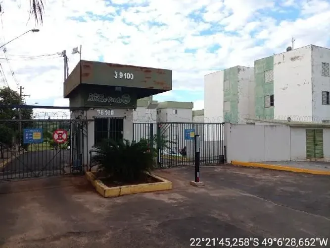 Apartamento com 2 dorm à venda, 49 m² por R$ 77.043,32 - Monte Verde - Bauru/SP