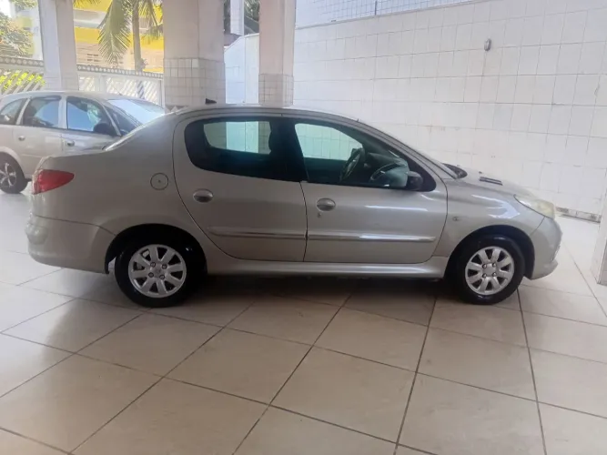 Peugeot 207 Sed. Passion XR Sport 1.4 Flex 8V 4P 2012