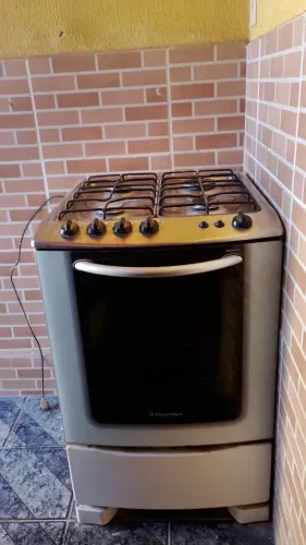 Fogão Electrolux 4 bocas - Ótimo estado