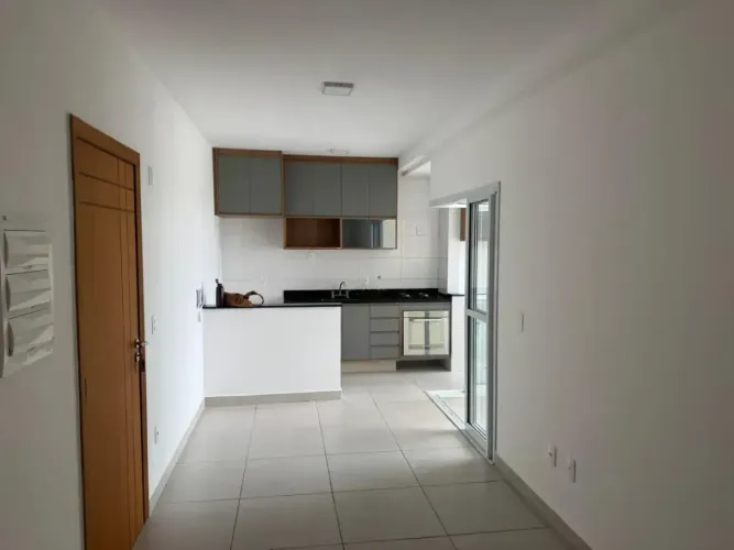 Excelente apartamento para locação no Edifício Europa, com 63m² de área útil, em ótima loc