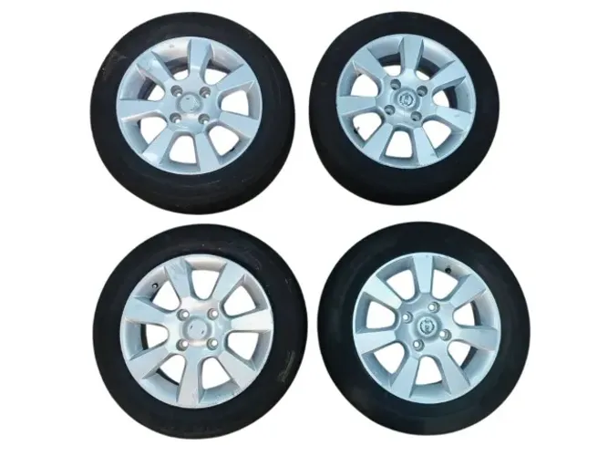 Jogo de roda aro 15 185/65 S/pneu Nissan Tiida Sedan 2013