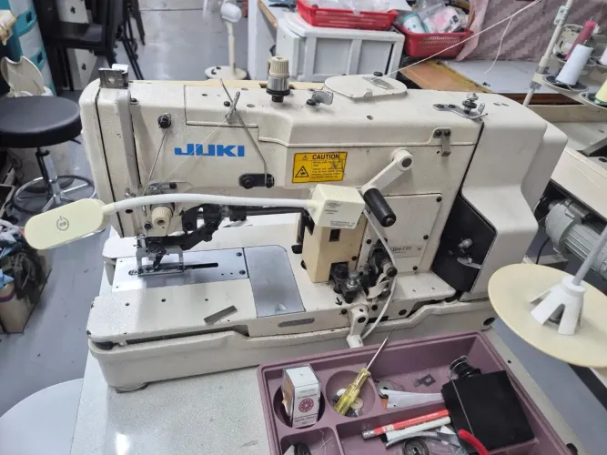 Máquina industrial caseamemto JUKI LBH-780 Pronto pra Uso