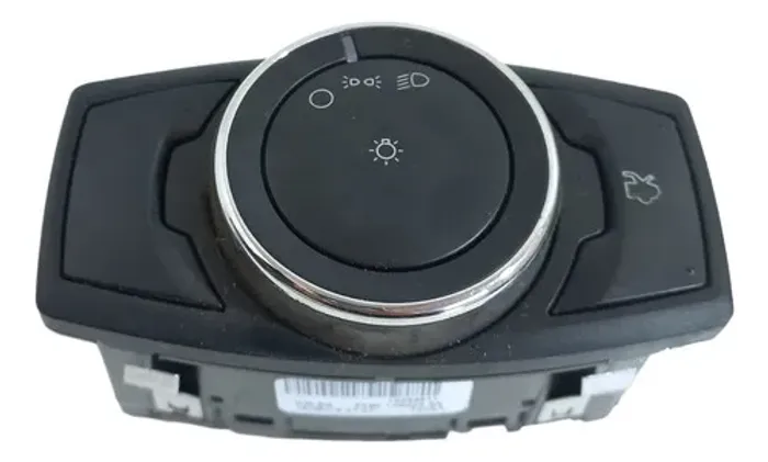 Botão Comando Luz Farol Milha Porta Malas Ford Ka 2016