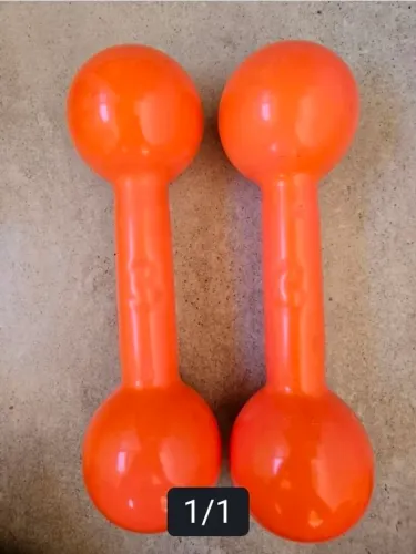 Par de halteres de 3 kg cada