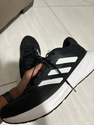 Tênis Adidas Original tamanho 41