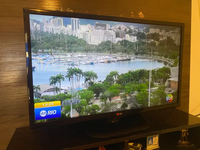 Tv de 32? LG de led (não é Smart)