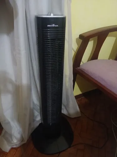 Ventilador torre Britânia silencioso 