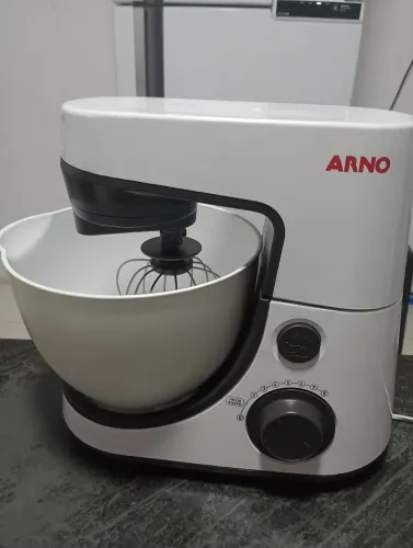 Batedeira Arno Branca