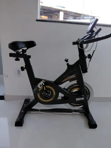 BICICLETA ERGOMÉTRICA (SEMI NOVA) + ELIPTICO (USADO)