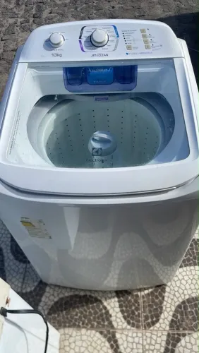 Máquina de lavar Electrolux 13 kg