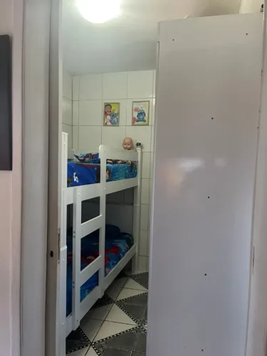 Vende essa casa . Periperi em frente ao colégio oito de maio 