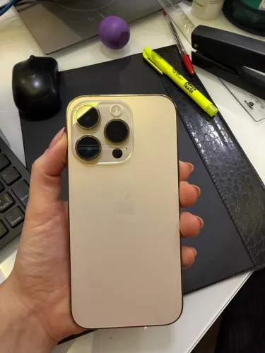 iPhone 14 Pro Dourado 