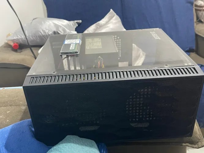 Gabinete revenger 2 mini atx 