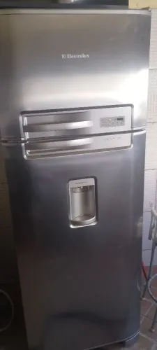 Geladeira defeito motor