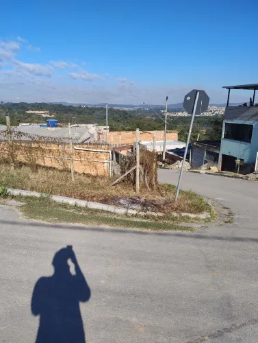 Lei com atenção vendo lote aceito carro como  abaixo de 40 mil como parte do pagamento 