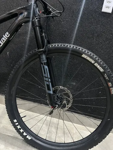 Suspensão rock shok Select 120 mm