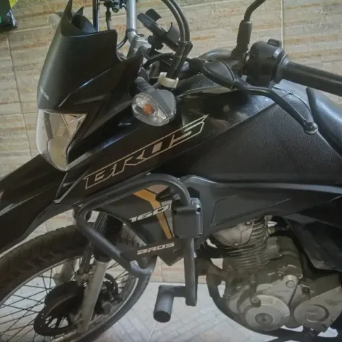Moto em processo de regularização de contrato contra juros abusivo
