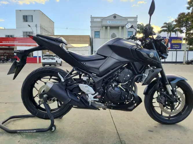 MT 03 YAMAHA