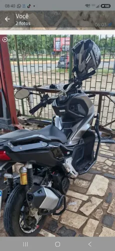 Honda adv 150 conservada com acessorios