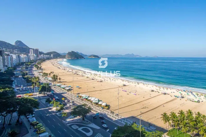 Cobertura em Avenida Atlântica - 338m² (Ref: CA5914)