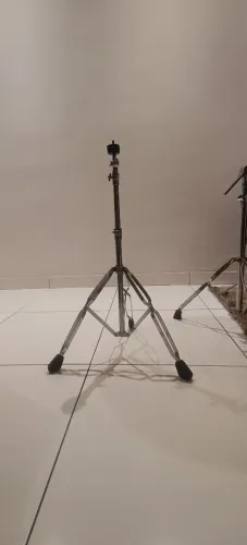 Estante Reta Turbo, para baterias acústicas
