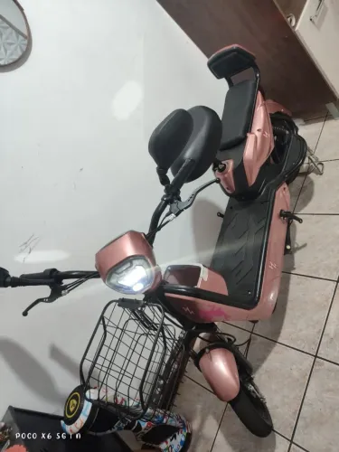 Scooter elétrica 500w Rose - 32km/h - Ótimo estado 
