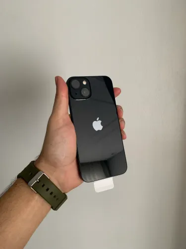 iPhone 14 - Bateria 90%