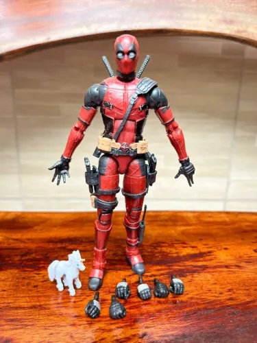 Action Figure Marvel - Deadpool Com Unicórnio - Bootleg 