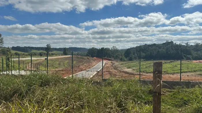Lote/Terreno para venda possui 714 metros quadrados em Vila Delurdes - Campo Largo - Paran