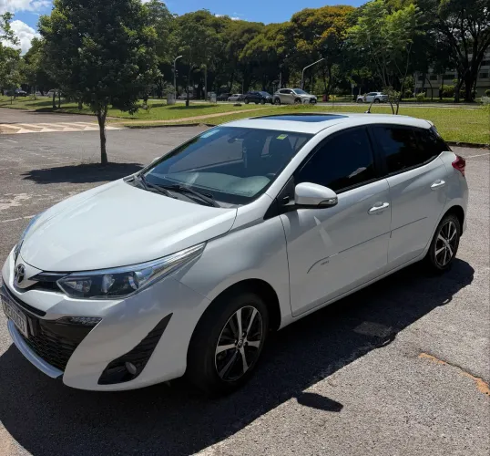 Toyota Yaris XLS Connect 1.5 Flex 16V 5P AUT 2021