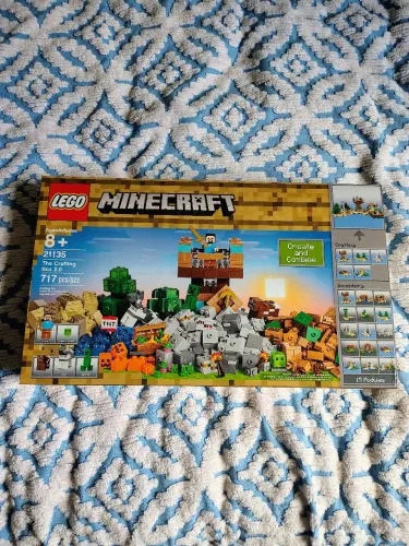 LEGO Minecraft (717 peças) 21135 Lacrado (Crafting Box 2.0) - Raro / Colecionador