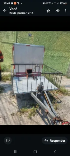 Carretinha dupla parte fechada toda em alumínio com portas laterais e gaiola na frente