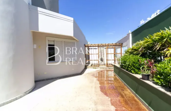 Cobertura à venda com 700m², 5 quartos e 8 vagas
